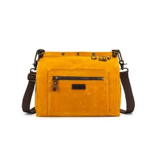 Load image into Gallery viewer, Maker's Canvas Rucksack - dellaQ