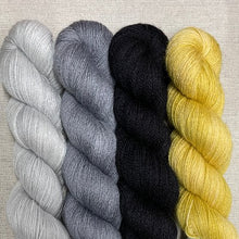 Load image into Gallery viewer, American Gold Finch - Twenty Four Birds