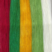 Load image into Gallery viewer, Christmas Present - Step Into Christmas MKAL