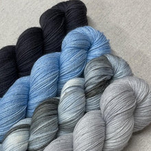 Load image into Gallery viewer, Wintry Mix - Onchopay