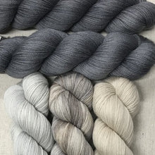 Load image into Gallery viewer, Barn Owl - Slipstravaganza MKAL - Kits