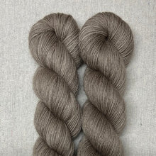 Load image into Gallery viewer, Main Color - Linnea Ornstein