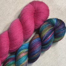 Load image into Gallery viewer, Murano, Fuchsia - 2-Color Kit