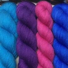 Load image into Gallery viewer, Murano - Studio Smitten - 4-Color Kit