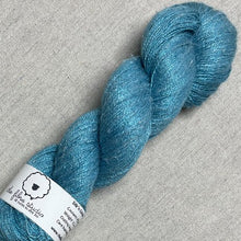 Load image into Gallery viewer, Neptune - Studio Silk'n Linen - Lace