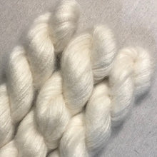 Load image into Gallery viewer, DUST OF SNOW - Festive Kits