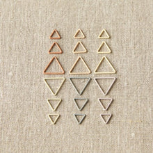 Load image into Gallery viewer, Triangle Stitch Markers- Cocoknits - Accessories