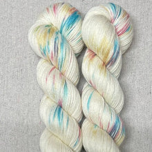 Load image into Gallery viewer, Main Color - Linnea Ornstein