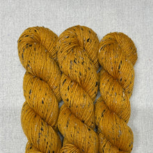Load image into Gallery viewer, Studio Worsted Tweed
