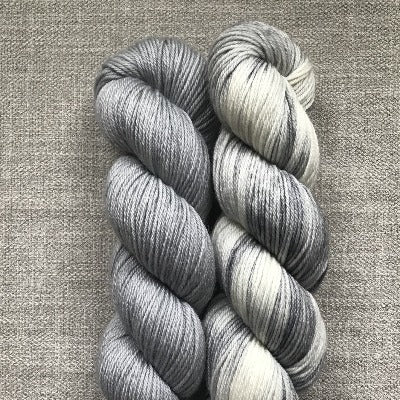 Snowy Owl, Silver Lining- 2-Color Kit